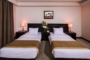 Monroe Hotel & Suites