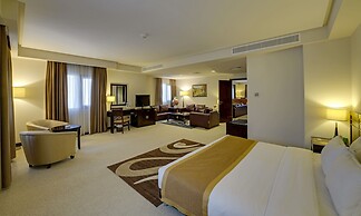 Monroe Hotel & Suites