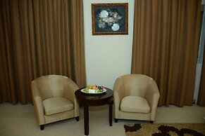 Monroe Hotel & Suites