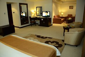 Monroe Hotel & Suites