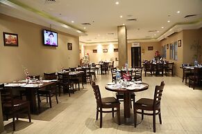 Monroe Hotel & Suites