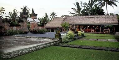 Puri Taman Sari Hotel