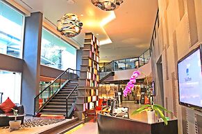 PARK PLAZA BANGKOK SOI 18