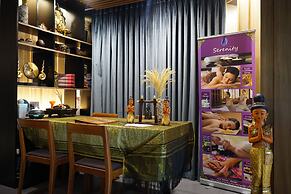 PARK PLAZA BANGKOK SOI 18