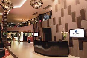 PARK PLAZA BANGKOK SOI 18