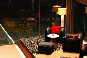 PARK PLAZA BANGKOK SOI 18
