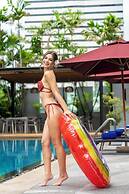 PARK PLAZA BANGKOK SOI 18