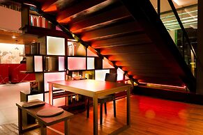 PARK PLAZA BANGKOK SOI 18