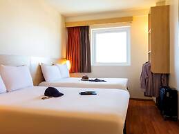 ibis Juarez Consulado