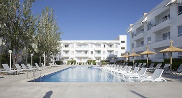 Cabot Hobby Club Apartments