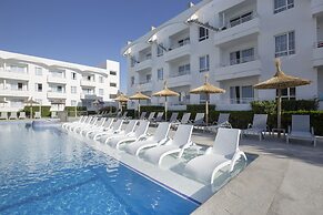 Cabot Hobby Club Apartments