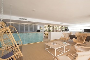 Cabot Hobby Club Apartments