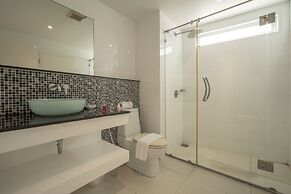 Sunset Plaza Karon by RESAVA