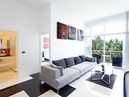 Sunset Plaza Karon by RESAVA