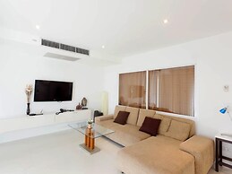 Sunset Plaza Karon by RESAVA