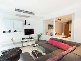 Sunset Plaza Karon by RESAVA