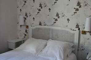 The Originals City, Hôtel La Reine Jeanne, Orthez (Inter-Hotel)