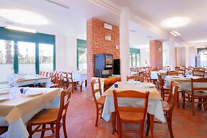 La Cecinella