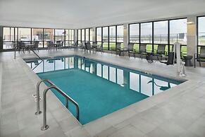 Fairfield Inn & Suites Columbus