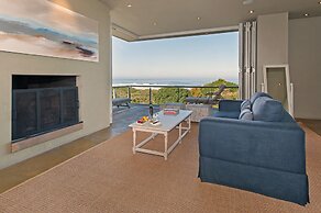 Mosselberg on Grotto Beach