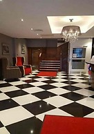 Castle Hotel