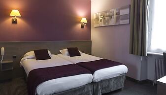 Brit Hotel Le Surcouf