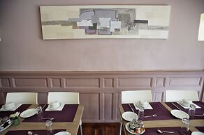 Brit Hotel Le Surcouf