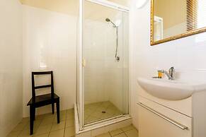 Bowen Terrace Accommodation