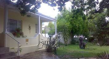 Stemar Self Catering Guest House