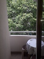 Luccia Apartments- Very Central Cozy Condo