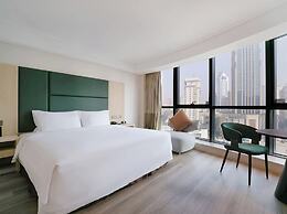 Holiday Inn Qingdao City Centre by IHG