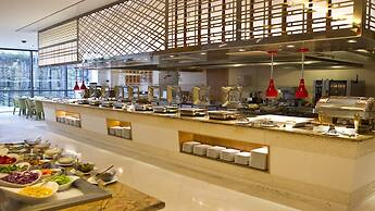 Holiday Inn Qingdao City Centre by IHG