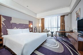 Holiday Inn Qingdao City Centre by IHG