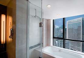 Holiday Inn Qingdao City Centre by IHG