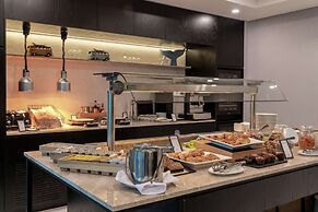 Hilton Surfers Paradise Hotel & Residences