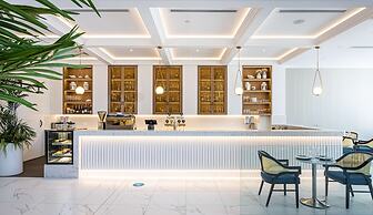 Hilton Surfers Paradise Hotel & Residences