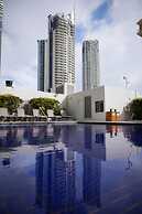 Hilton Surfers Paradise Hotel & Residences