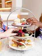 Hilton Surfers Paradise Hotel & Residences