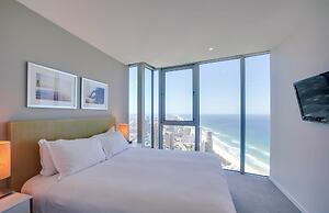 Hilton Surfers Paradise Hotel & Residences