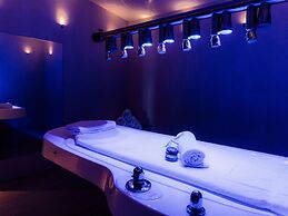 Hilton Surfers Paradise Hotel & Residences