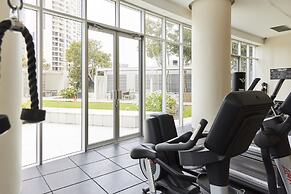 Hilton Surfers Paradise Hotel & Residences