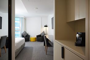 Hilton Surfers Paradise Hotel & Residences