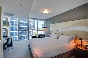 Hilton Surfers Paradise Hotel & Residences