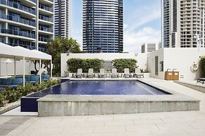 Hilton Surfers Paradise Hotel & Residences