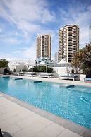 Hilton Surfers Paradise Hotel & Residences