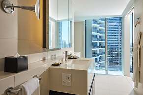 Hilton Surfers Paradise Hotel & Residences