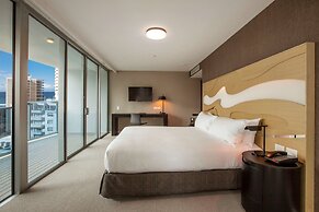 Hilton Surfers Paradise Hotel & Residences
