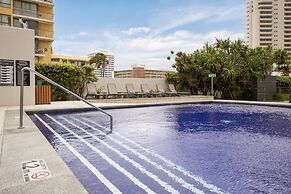 Hilton Surfers Paradise Hotel & Residences