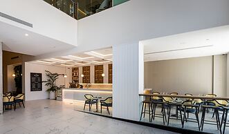 Hilton Surfers Paradise Hotel & Residences