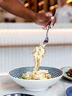 Hilton Surfers Paradise Hotel & Residences